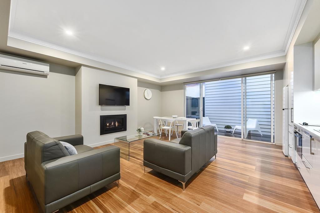 Aloha Central Luxury Apartments مونت غامبير المظهر الخارجي الصورة